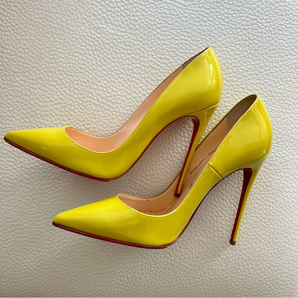 Brand new, never worn SO KATE pumps!